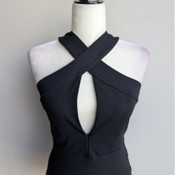 NWT Tobi Black Criss Cross Halter Bodysuit With Front Cut Out - Picture 3 of 6